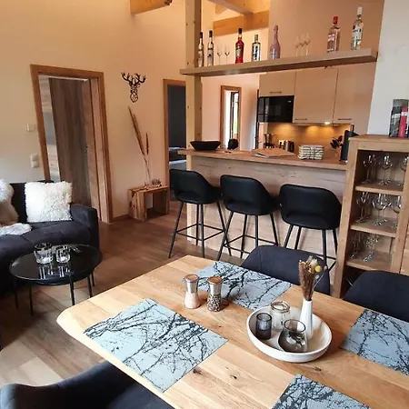 Hochalmbahnen 11w2, Laerche, Nahe Gondel, Hunde Willkommen Apartmán *