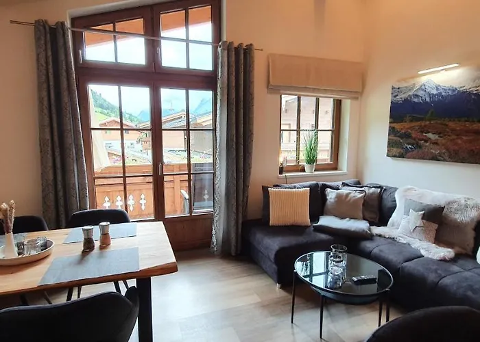 Hochalmbahnen Chalets 11W2, Laerche, Nahe Gondel, Hunde Willkommen 劳里斯